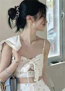 怀胎八月，夫君一夜收了四个丫鬟当通房抖音热门